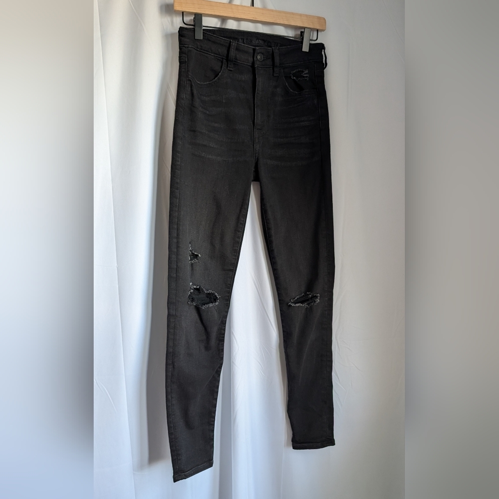 American Eagle Outfitters Black Distressed Jeans Skinny Stretch Size 6 or 27 in
